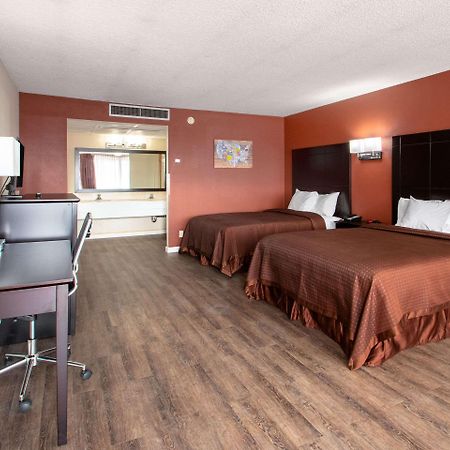 Econo Lodge Elko Downtown Area Экстерьер фото